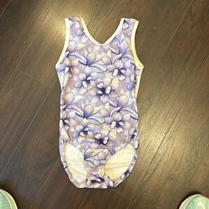 Gym Gear Leo size teen Xs (14)